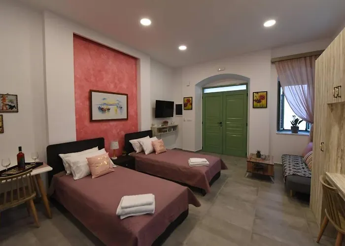 Lolos\' House